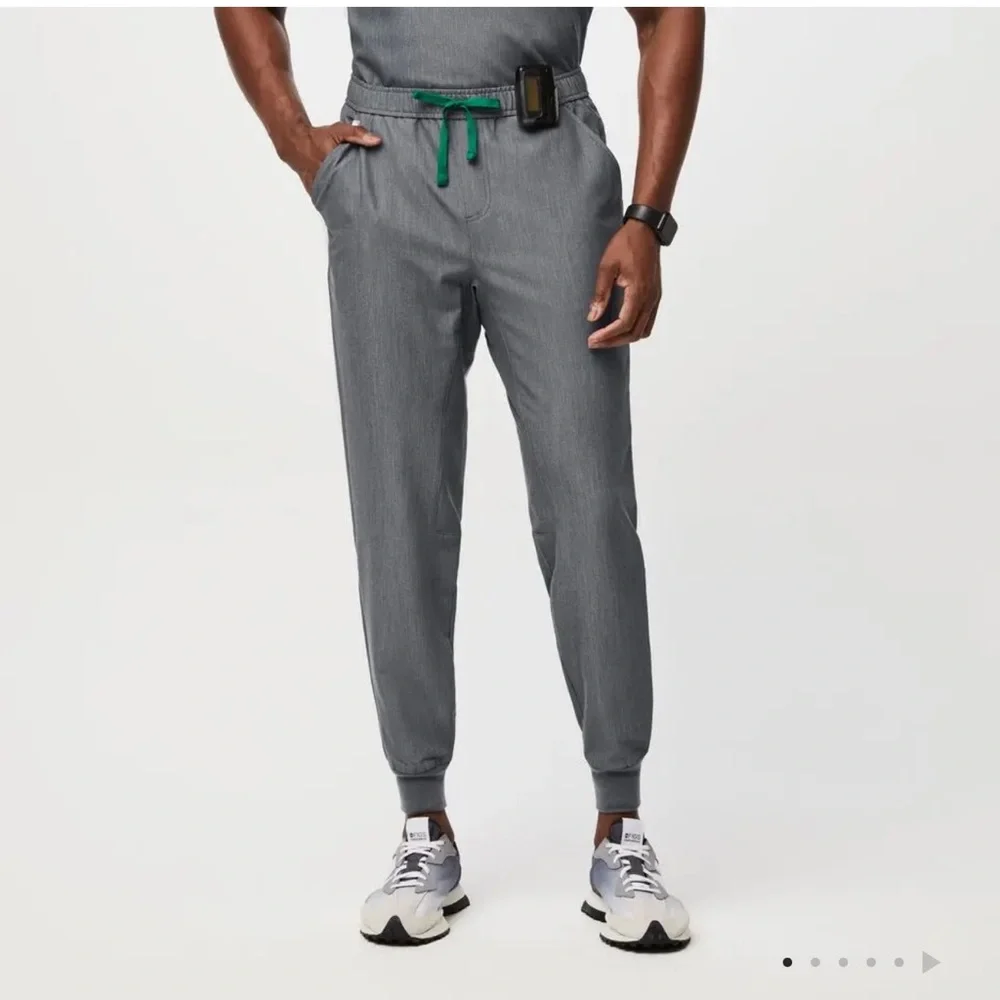Figs Tansen Gray scrub Jogger Pants with Green Drawstring size MT